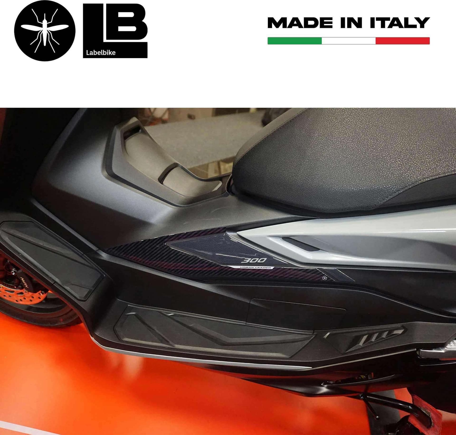 Adesivi resina 3D Protezioni laterali Boomerang compatibili con Honda Forza 300 in Decalcomanie adesivi e magneti LabelBike - Bibbiano, commercioVirtuoso.it