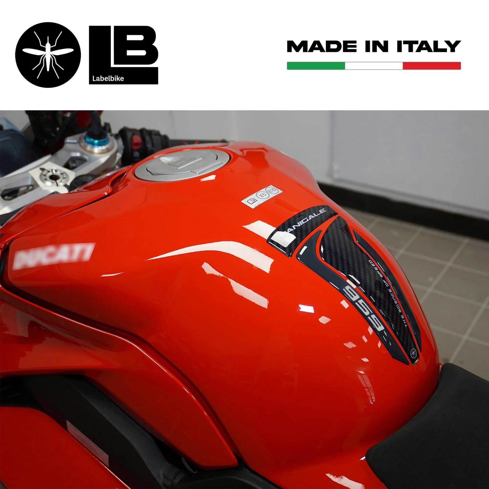 Adesivo 3D Paraserbatoio compatibile con Ducati Panigale 959 2016-2019 in Decalcomanie adesivi e magneti LabelBike - Bibbiano, commercioVirtuoso.it