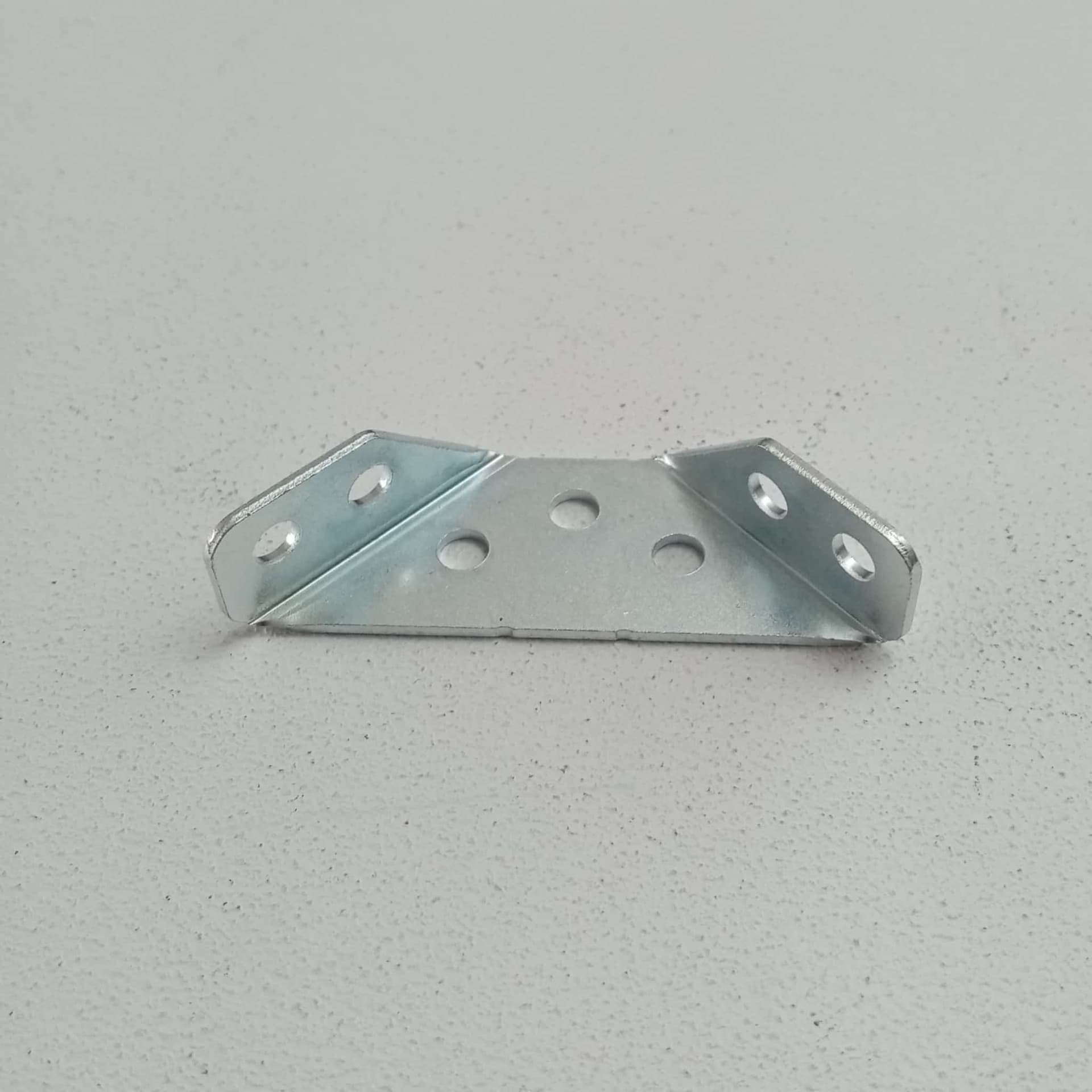 Piastrina angolare 19x63x15mm - 10pz supporto a 3 lati per riparazione e giunzione in Staffa Aloiserw.com - Altomonte, commercioVirtuoso.it