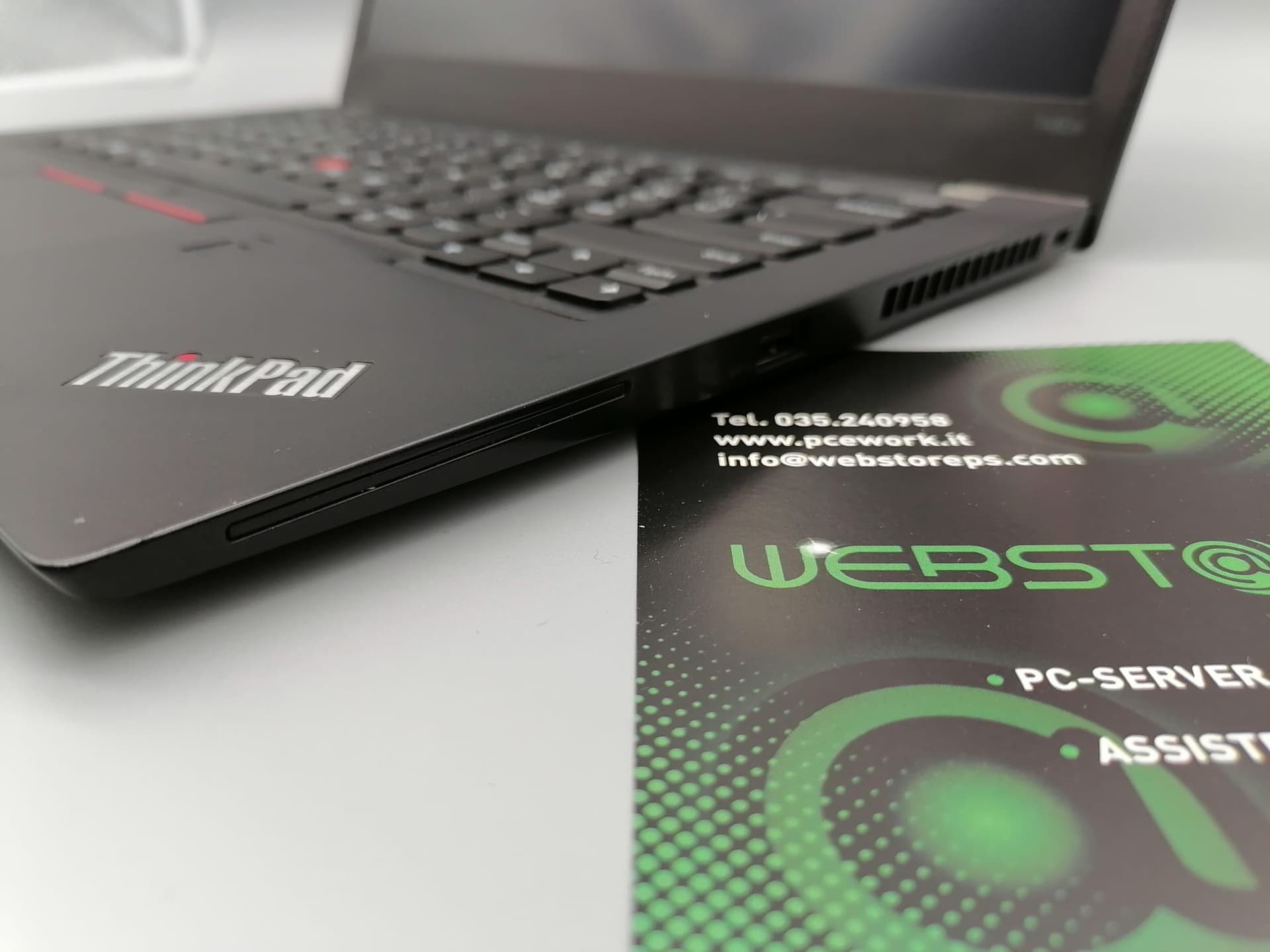 PC NOTEBOOK LENOVO T480S in Portatili Webstore srl - Bonate Sotto, commercioVirtuoso.it