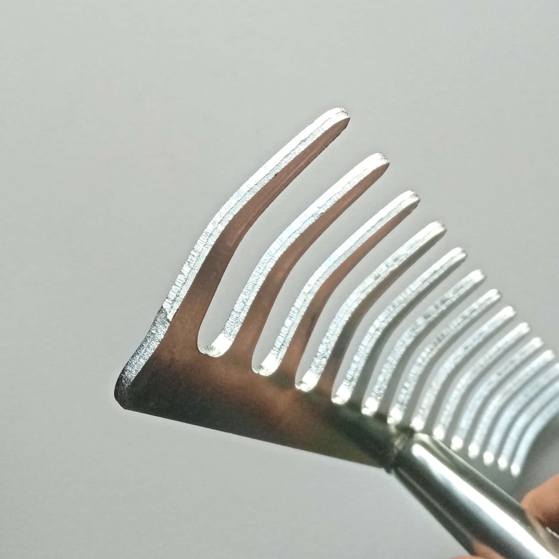 Banman rastrello di acciaio zincato a 14 denti larghezza 36cm senza manico in Rastrelli Aloiserw.com - Altomonte, commercioVirtuoso.it
