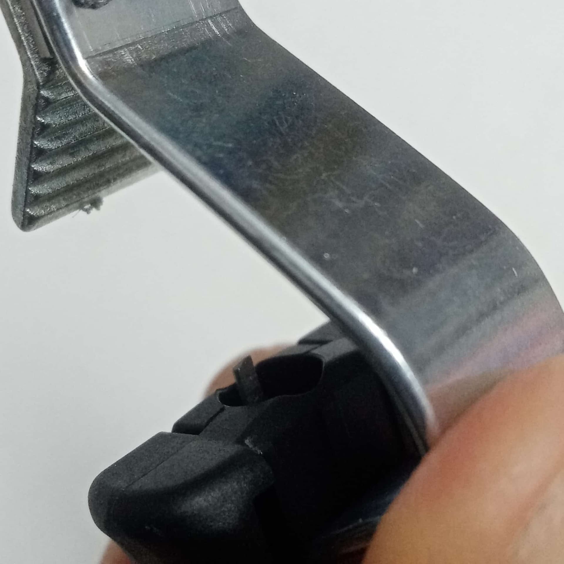 Benman coltello spellafili con lama a gancio professionale per la rimozione della guaina da cavi rotondi comuni in Pinze spelafili Aloiserw.com - Altomonte, commercioVirtuoso.it
