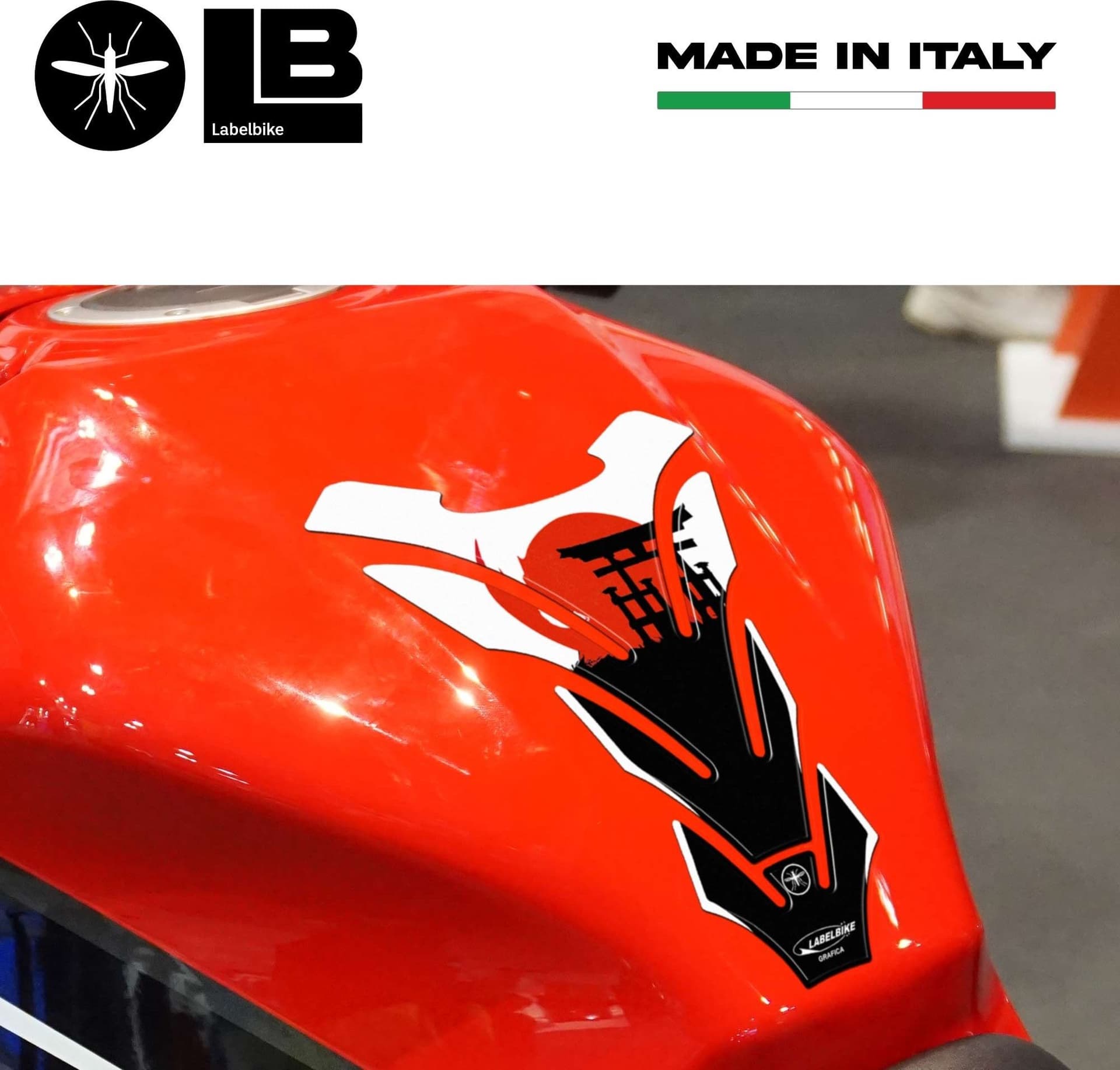 Adesivo 3D Paraserbatoio con grafica Giappone compatibile con serbatoio moto in Decalcomanie adesivi e magneti LabelBike - Bibbiano, commercioVirtuoso.it