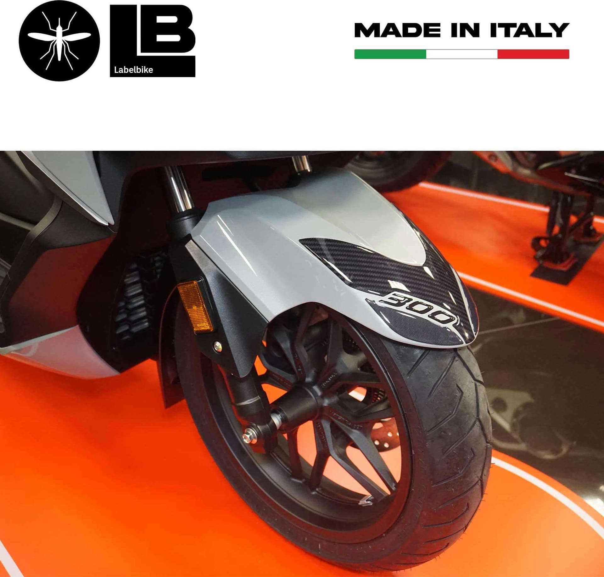 Adesivo 3D Protezione Parafango scooter compatibile con Honda Forza 300 2018-20 in Decalcomanie adesivi e magneti LabelBike - Bibbiano, commercioVirtuoso.it