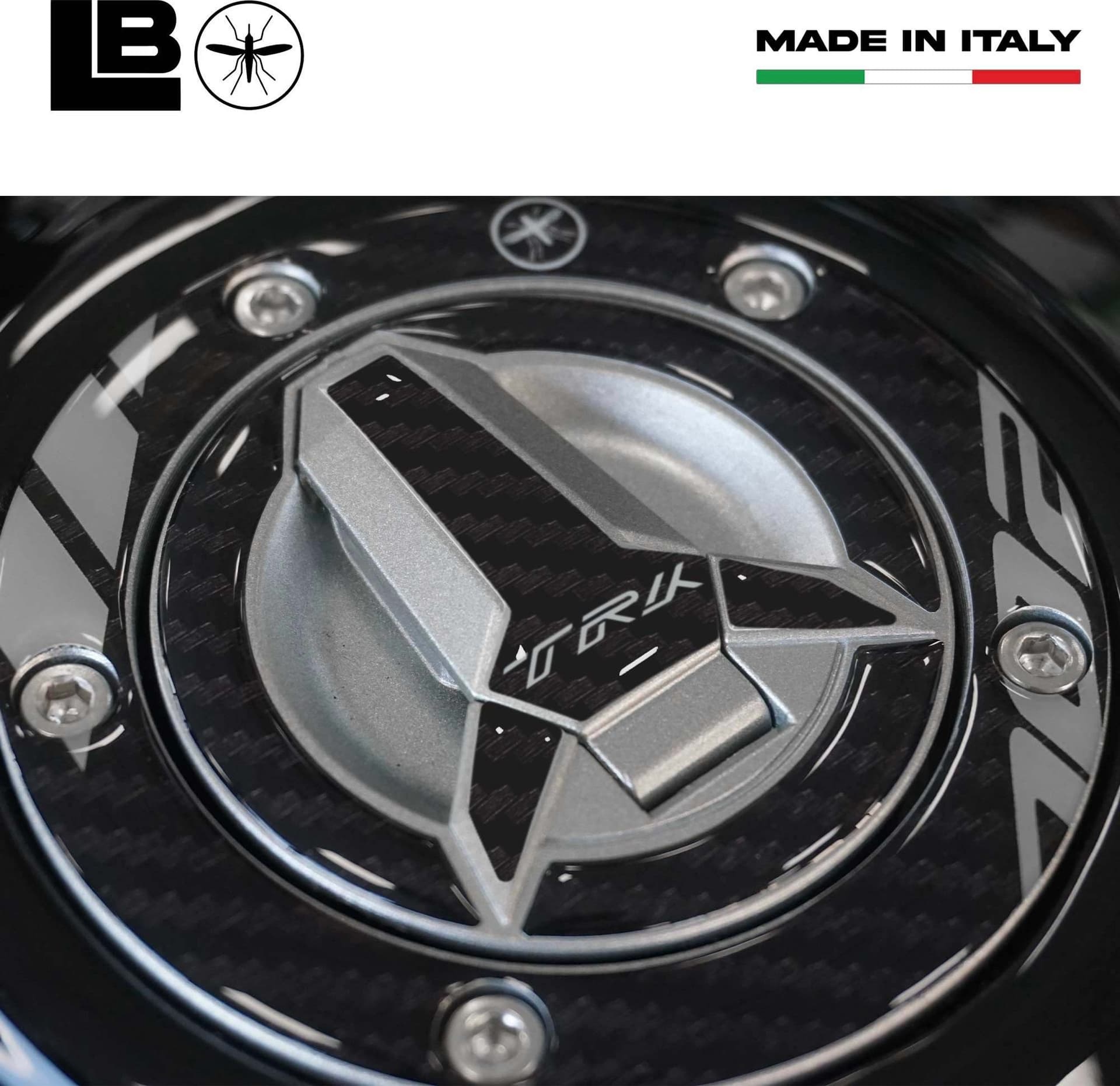 Adesivo 3D Protezione tappo serbatoio compatibile con Benelli TRK 702 e 702X in Decalcomanie adesivi e magneti LabelBike - Bibbiano, commercioVirtuoso.it