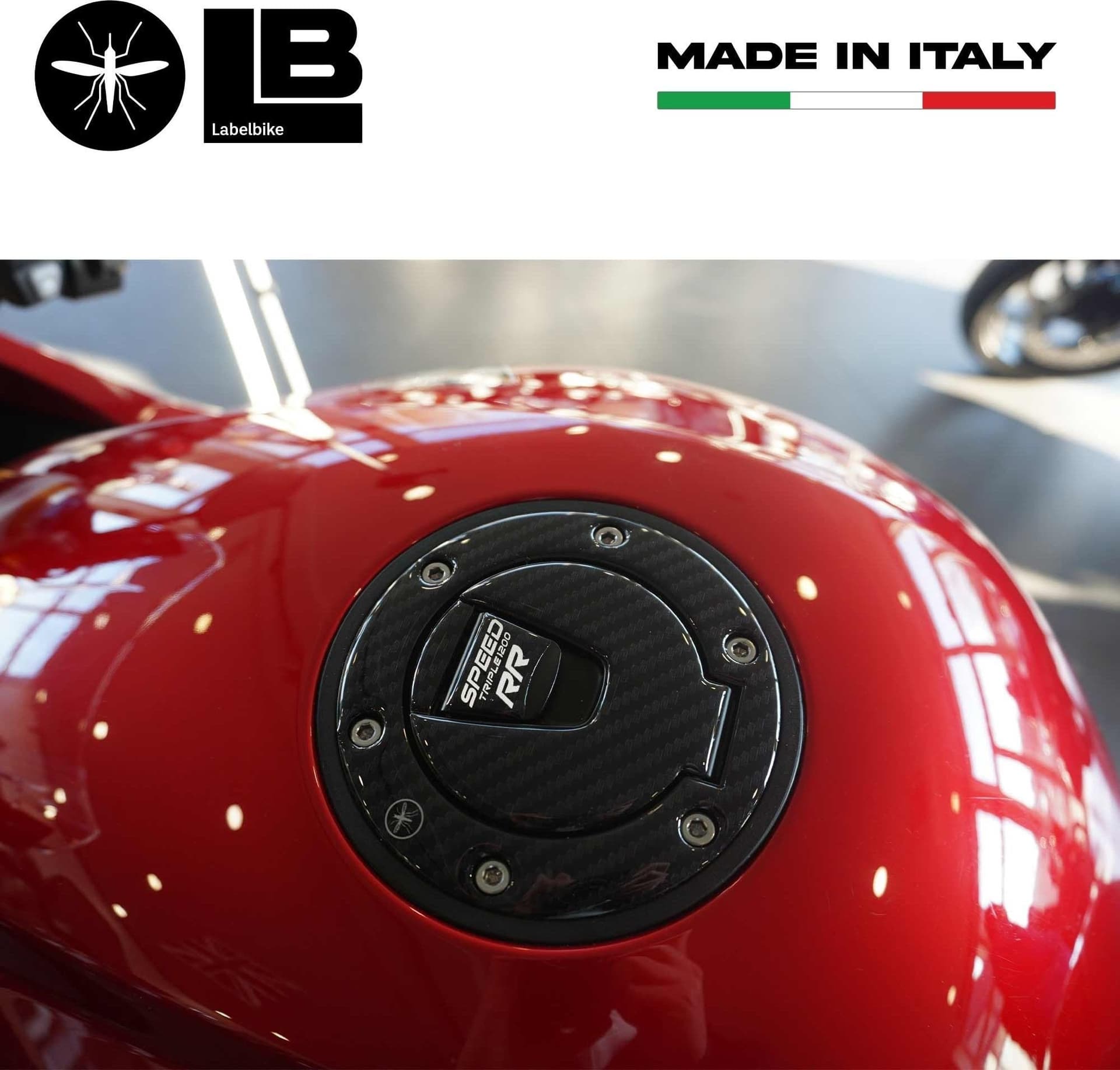 Adesivo 3D Protezione tappo serbatoio compatibile con Triumph Speed Triple 1200 RR in Decalcomanie adesivi e magneti LabelBike - Bibbiano, commercioVirtuoso.it