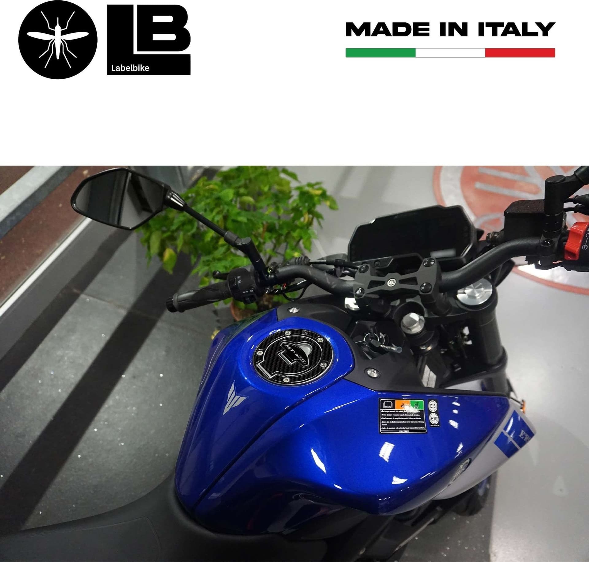 Adesivo 3D Protezione tappo serbatoio compatibile con Yamaha Mt-125 2020-2023 in Decalcomanie adesivi e magneti LabelBike - Bibbiano, commercioVirtuoso.it