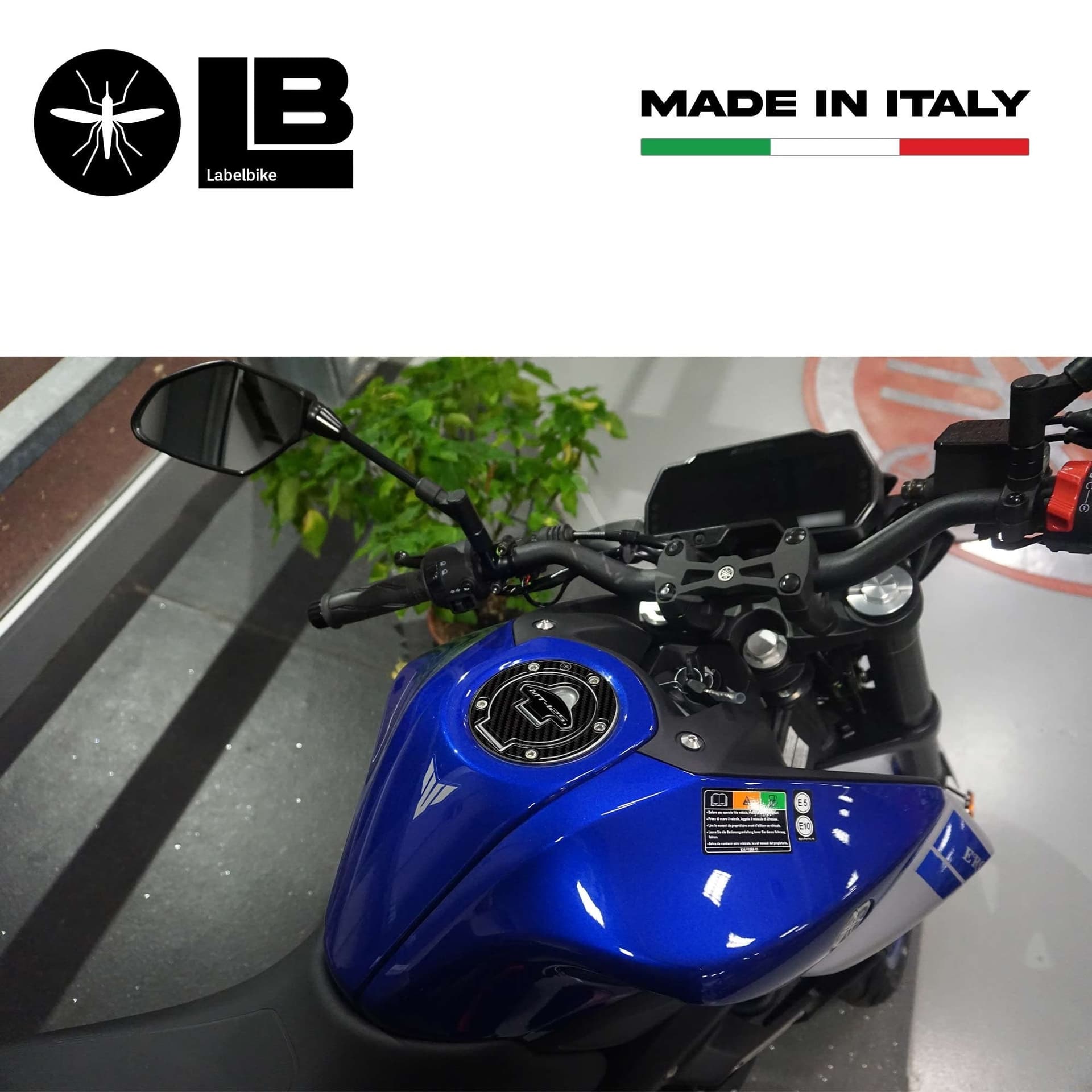 Adesivo 3D Protezione tappo serbatoio compatibile con Yamaha Mt-125 2020-2023 in Decalcomanie adesivi e magneti LabelBike - Bibbiano, commercioVirtuoso.it