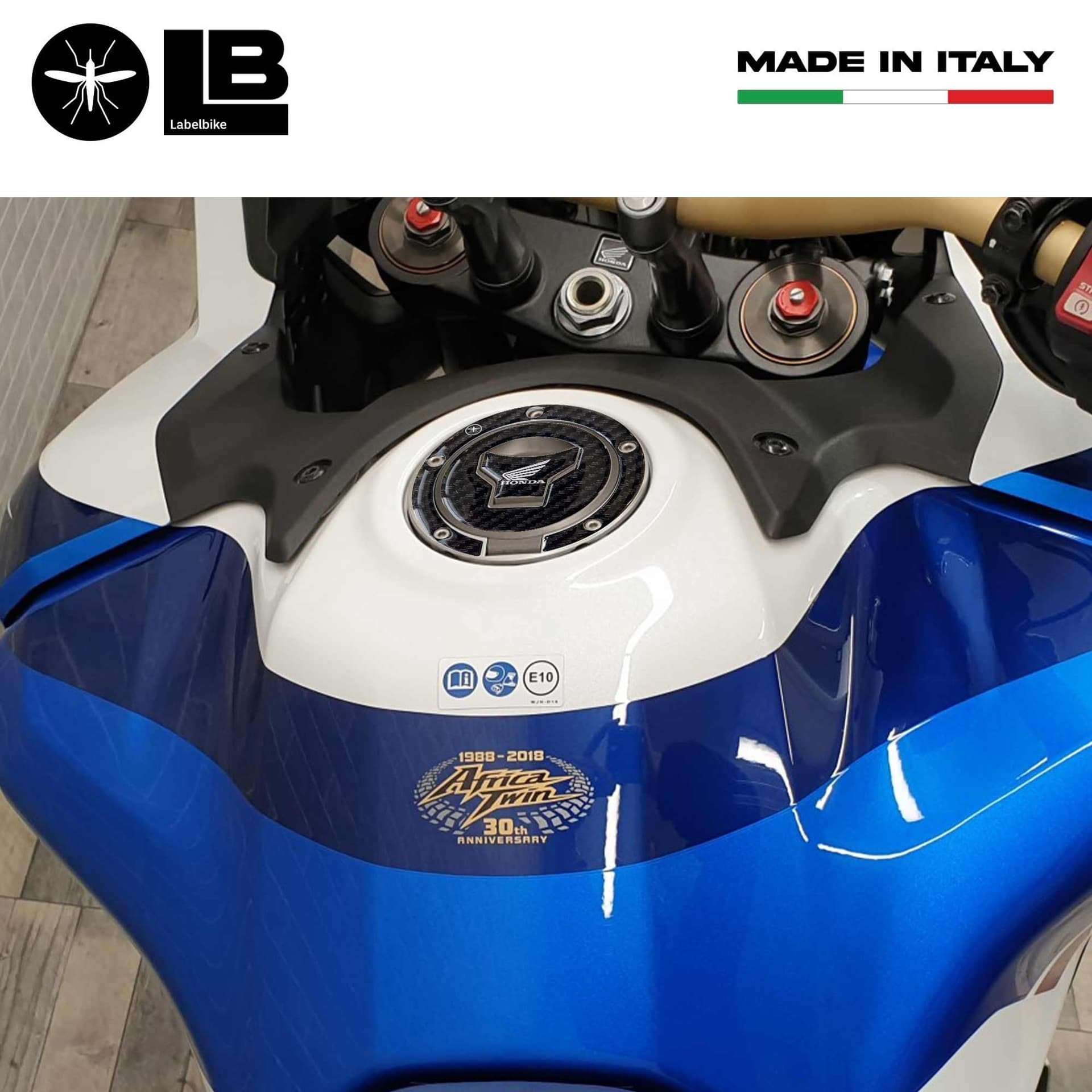 Adesivo Honda Protezione tappo serbatoio moto a 5 fori - Logo Honda Bianco in Decalcomanie adesivi e magneti LabelBike - Bibbiano, commercioVirtuoso.it