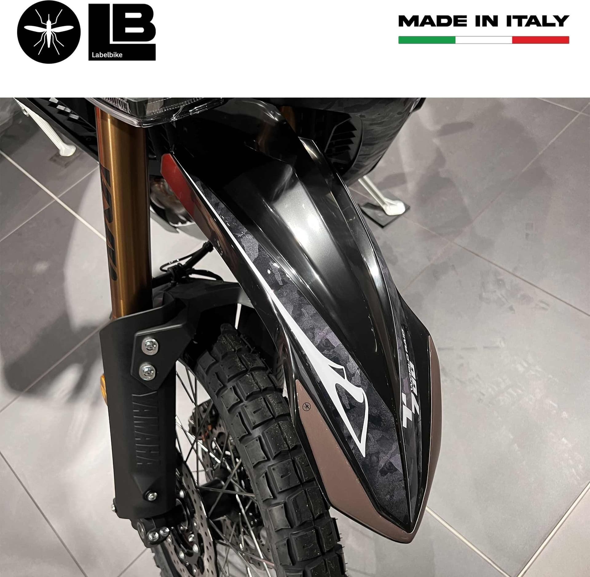 Adesivo Parafango alto moto compatibile con Yamaha Tenere 700 World Raid - Nero in Decalcomanie adesivi e magneti LabelBike - Bibbiano, commercioVirtuoso.it