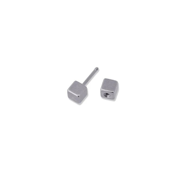 Anartxy - ORECCHINO Cubi Piercing 4mm in Orecchini Alba Gioielli - Casoria, commercioVirtuoso.it