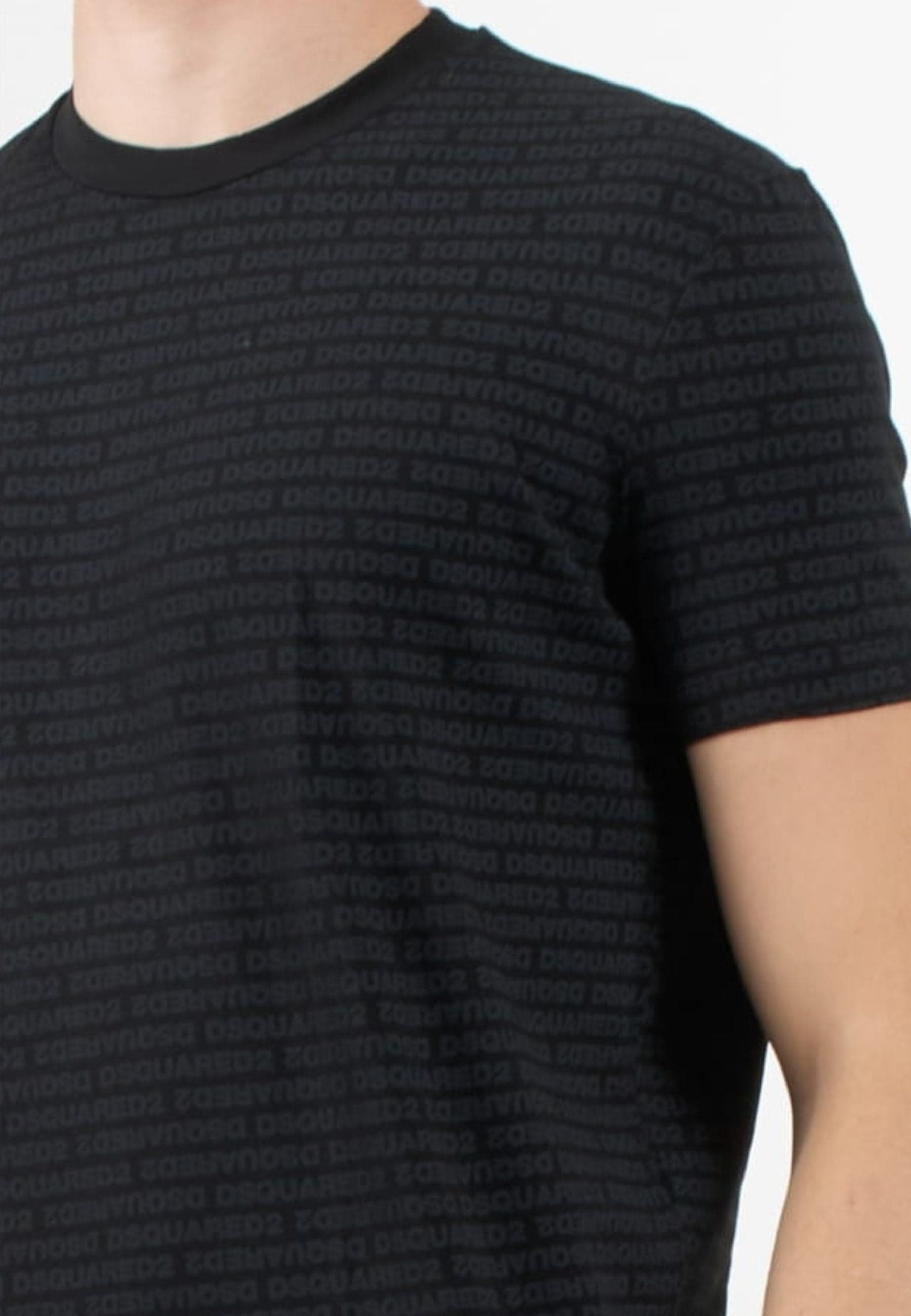 DSQUARED2 T-SHIRT ROUND NECK T-SHIRT da uomo in T-shirt Drestige - Casamassima, commercioVirtuoso.it