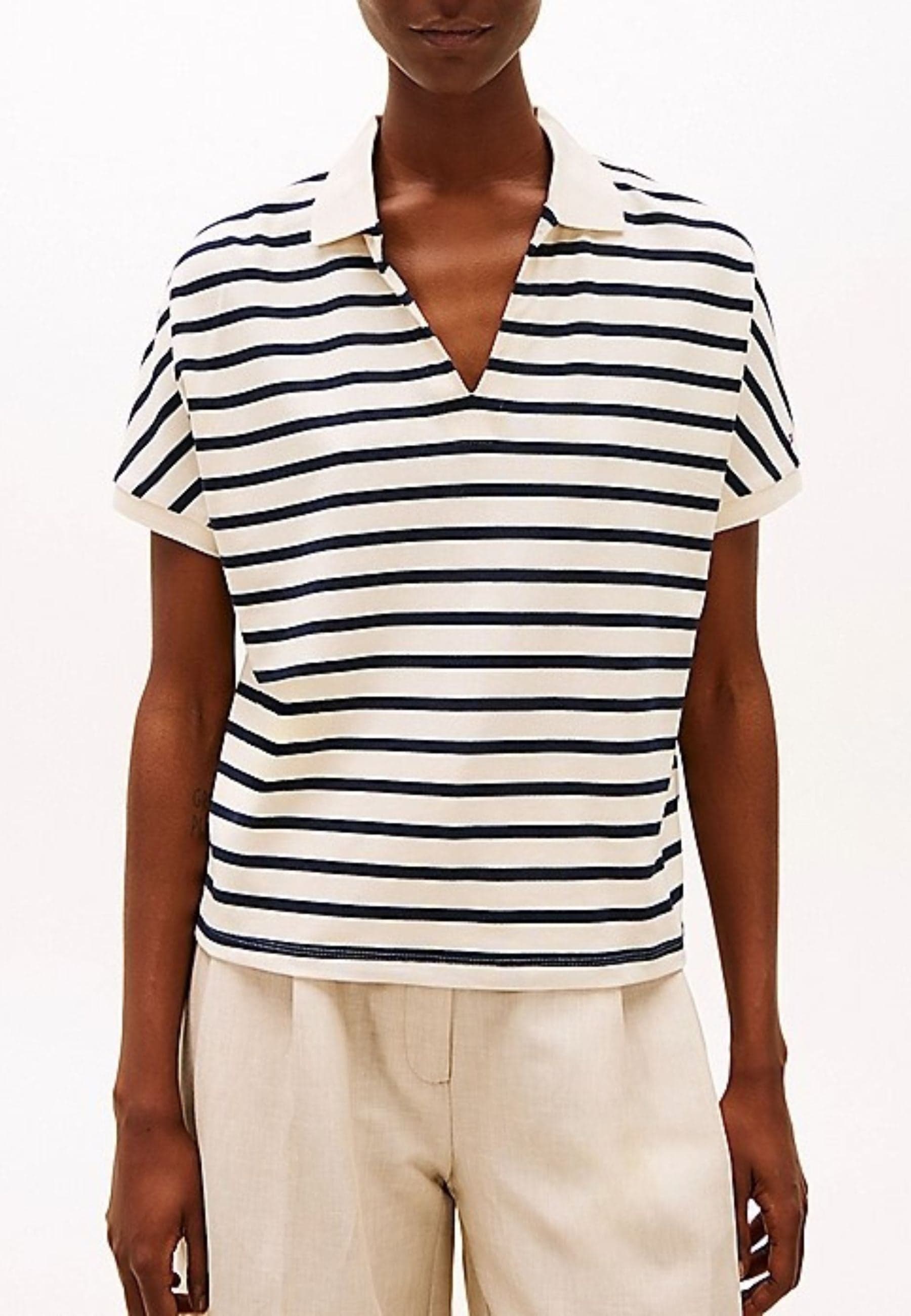 Tommy Hilfiger POLO LYOCELL OPEN-NK RELAXED POLO SS da donna in Polo Drestige - Casamassima, commercioVirtuoso.it