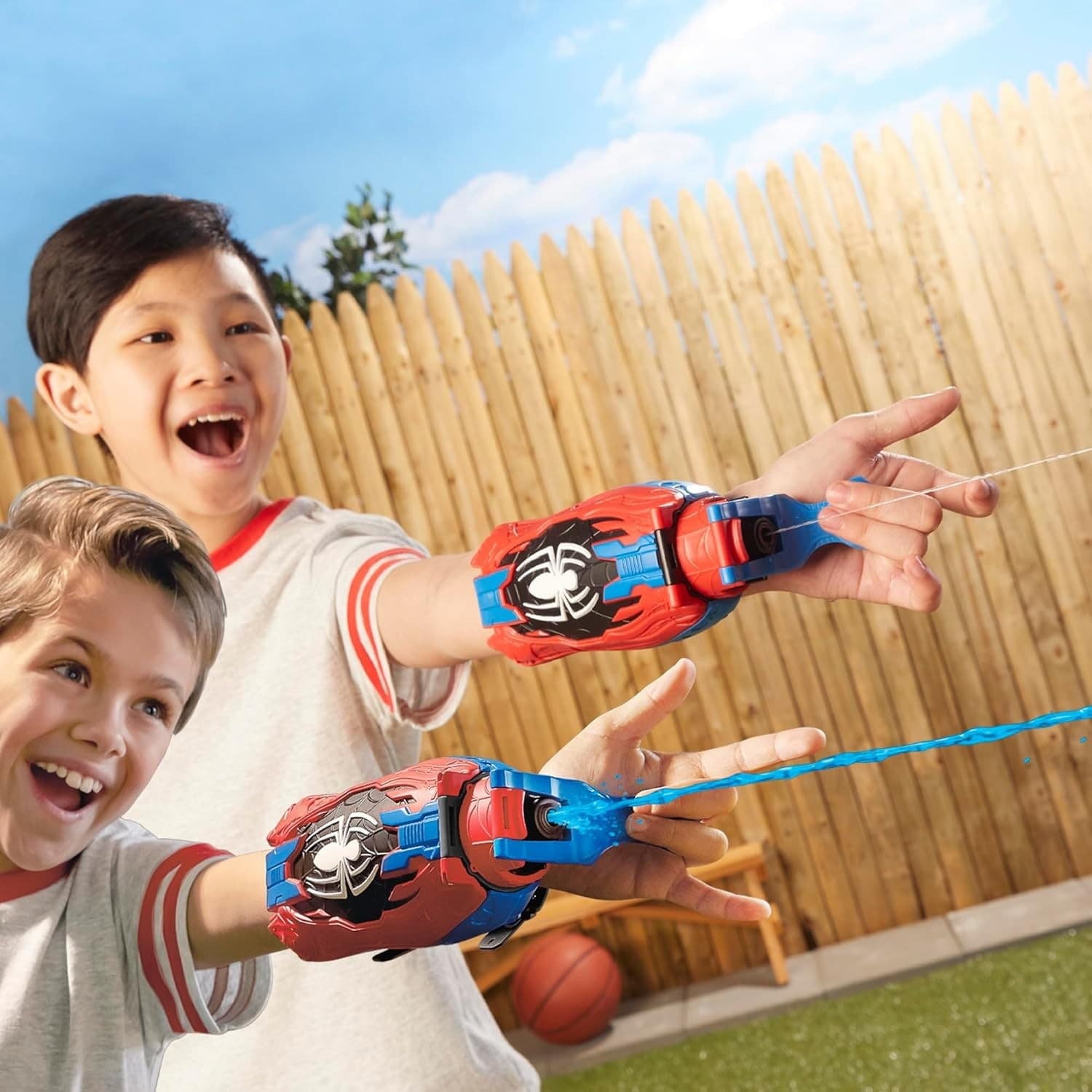 Hasbro - Spara Ragnatele Real Webs Hasbro F87345l0 in Guanti Centro Bimbo - Siderno, commercioVirtuoso.it