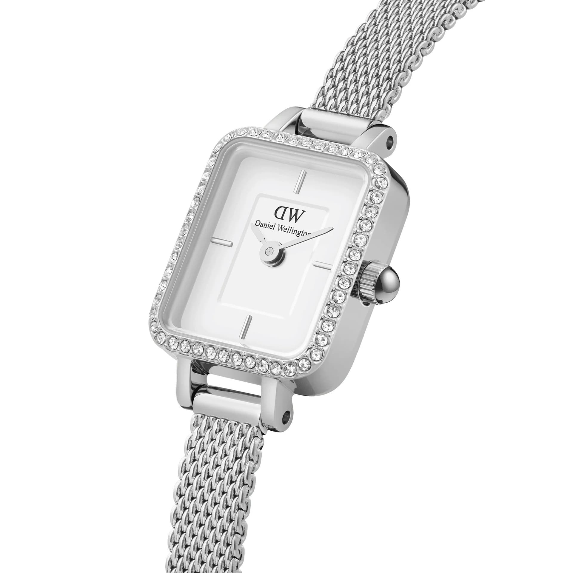 Daniel Wellington - OROLOGIO QUADRO MINI LUMINE BEZEL SILVER in Orologi da polso Alba Gioielli - Casoria, commercioVirtuoso.it