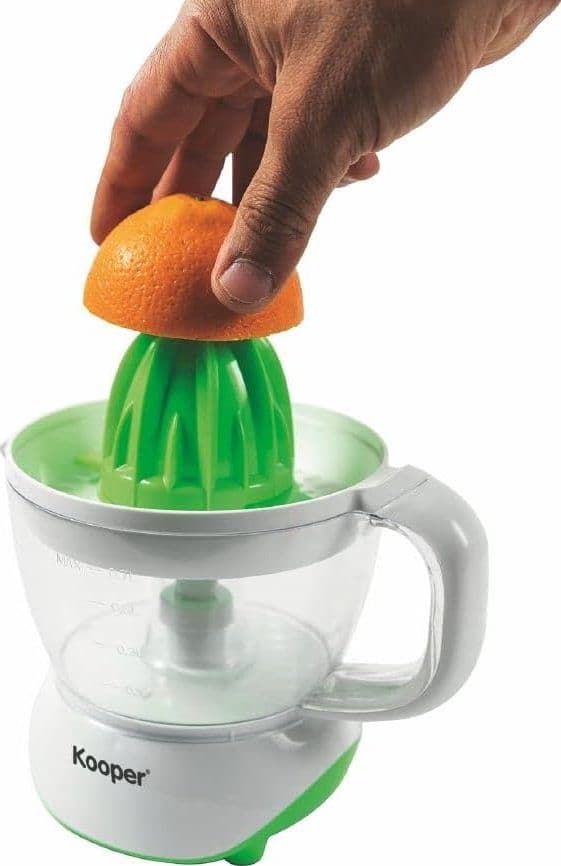 Spremi agrumi elettrico "Push &Go" con caraffa graduata rimovibile da 700 ml in Grattugie La Zappa - Altamura, commercioVirtuoso.it