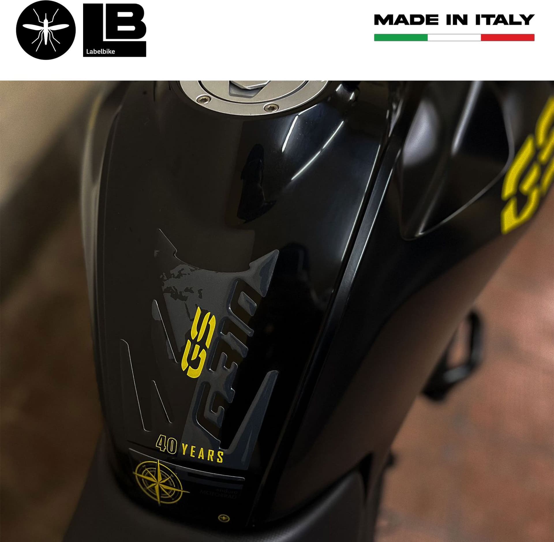 Paraserbatoio Adesivo 3D moto compatibile con BMW G 310 GS 40th ann. 2017-2023 in Decalcomanie adesivi e magneti LabelBike - Bibbiano, commercioVirtuoso.it