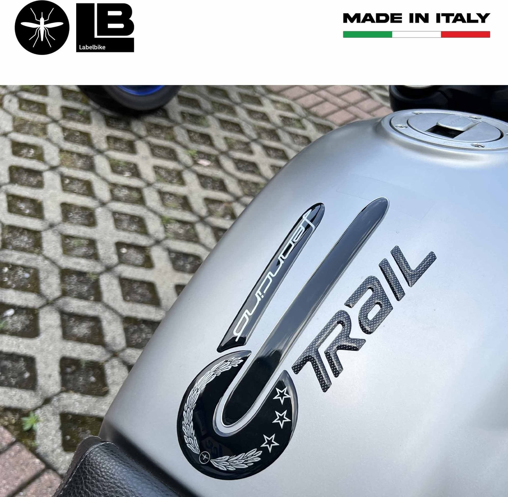 Paraserbatoio 3D protezione serbatoio compatibile con Benelli Leoncino 500 Trail in Decalcomanie adesivi e magneti LabelBike - Bibbiano, commercioVirtuoso.it