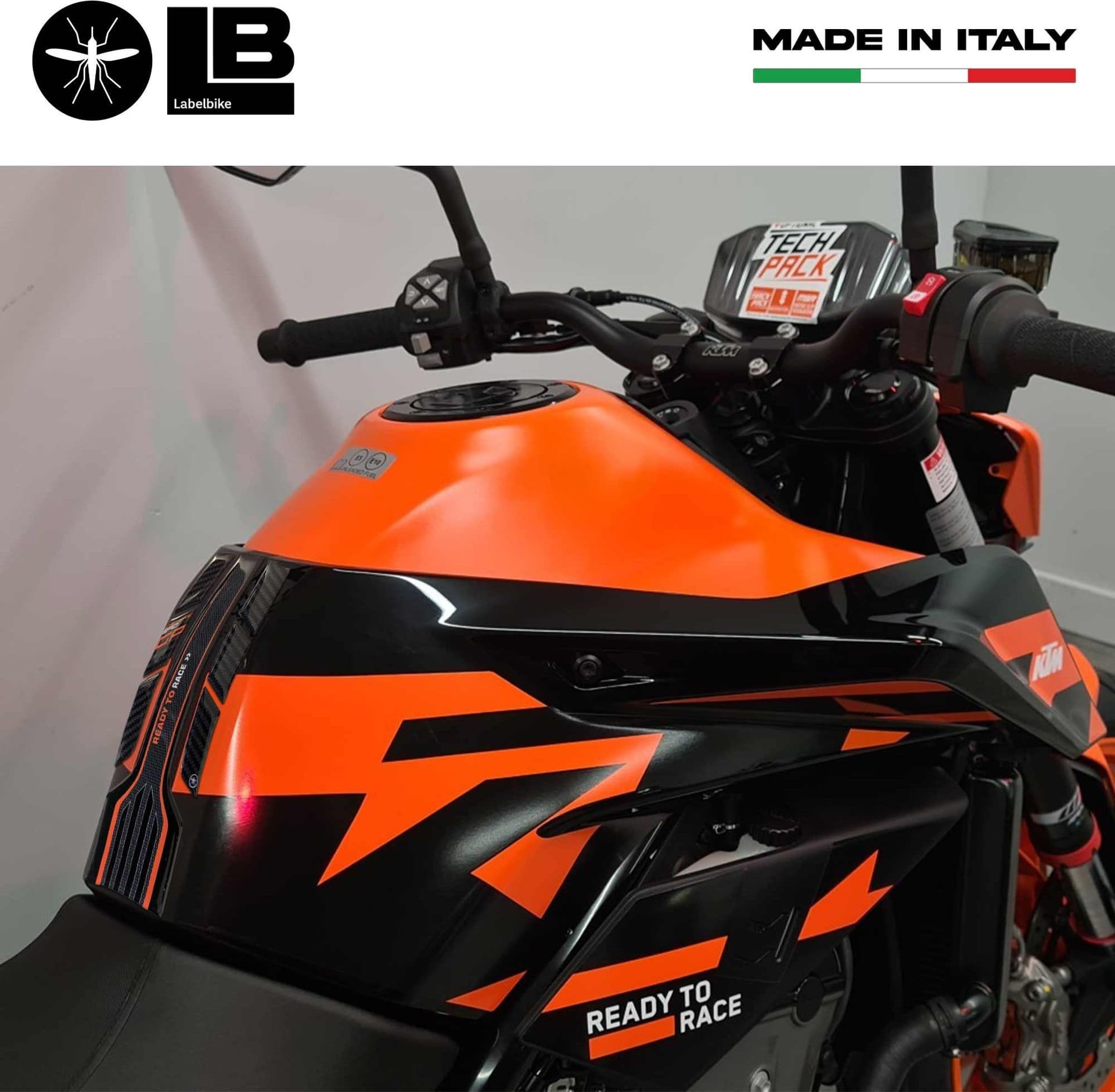 Paraserbatoio Moto Adesivo Gel 3D compatibile con Ktm Duke 890 GP 2022 - 2023 in Decalcomanie adesivi e magneti LabelBike - Bibbiano, commercioVirtuoso.it