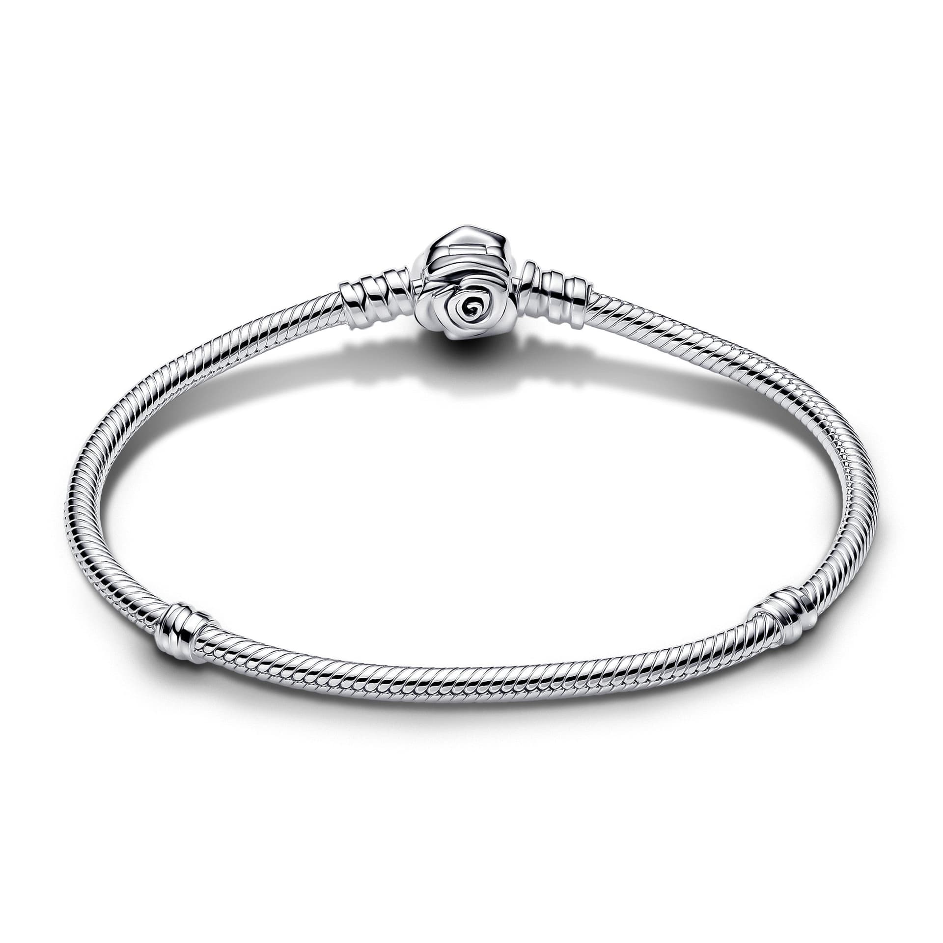 Pandora - Bracciale con Chiusura a Rosa in Bracciali Alba Gioielli - Casoria, commercioVirtuoso.it