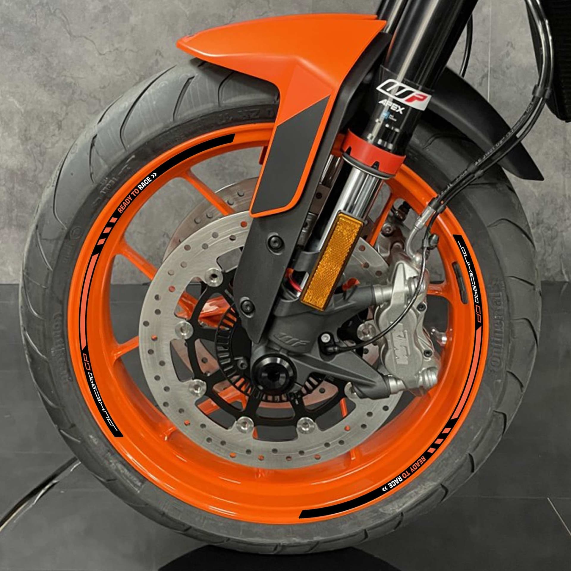 Strisce adesive per cerchi ruote moto compatibili con KTM 890 Duke GP 2022-2023 in Decalcomanie adesivi e magneti LabelBike - Bibbiano, commercioVirtuoso.it