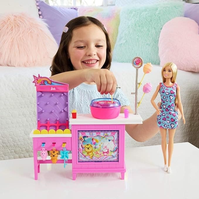 Mattel - Barbie Malibu Chiosco dello Zucchero Filato JFV67 in Set di bambole e accessori Centro Bimbo - Siderno, commercioVirtuoso.it