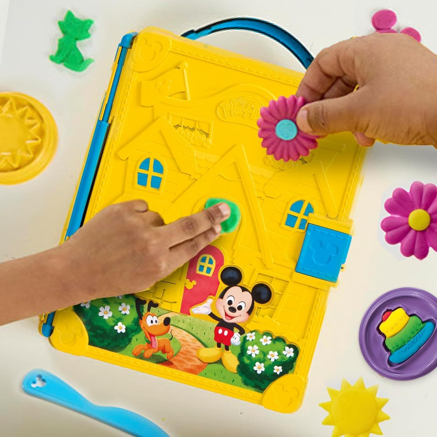 Hasbro - Play-Doh Disney Junior dai Forma a Una Storia in prodotto Centro Bimbo - Siderno, commercioVirtuoso.it