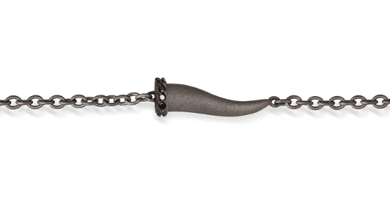 MANO J - BRACCIALE CHARMS CON CORNETTO IN TITANIO, 5 BLACK E CATENA in Bracciali Alba Gioielli - Casoria, commercioVirtuoso.it