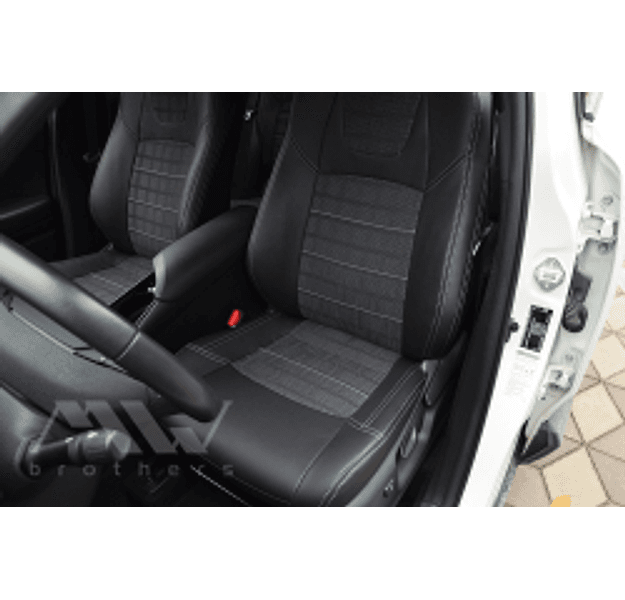 Set coprisedili su misura per Toyota C-HR (2016-2024), Dynamic Style in Set per interni Autooggetti.it - Roma, commercioVirtuoso.it