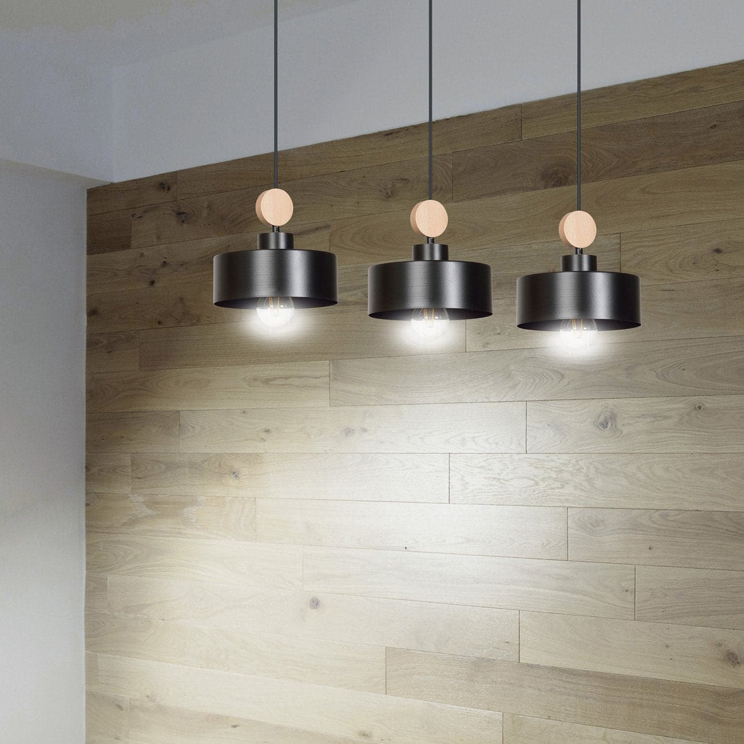 Lampadario 3 Luci Tuniso In Acciaio Nero E Paralumi Con Legno Naturale in Lampade a sospensione LuceArt - Montecorvino Pugliano, commercioVirtuoso.it