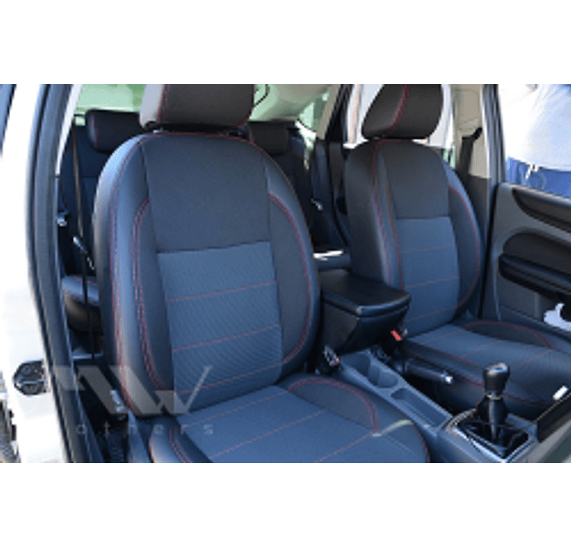 Set coprisedili su misura per Ford Kuga Mk1 (2008-2013) in Set per interni Autooggetti.it - Roma, commercioVirtuoso.it