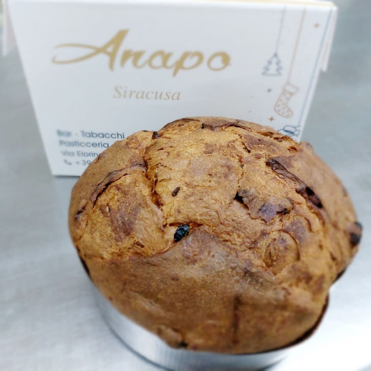 Panettone artigianale classico Tradizionale con uvetta dolce natalizio 1Kg in Panettoni Trinakia - Siracusa, commercioVirtuoso.it