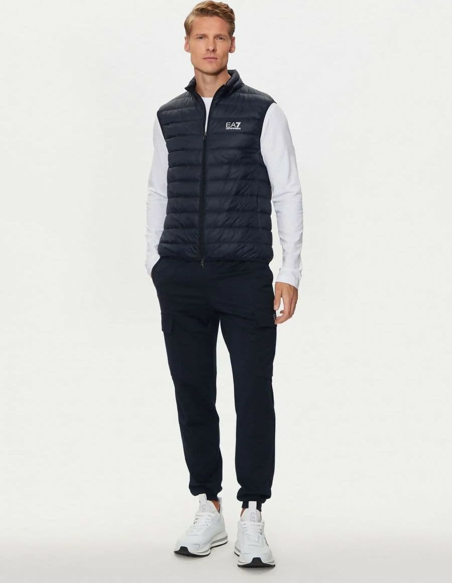 23418131_ai-2024-ea7-8npq06-pngpz1562-armani-blue_2_p