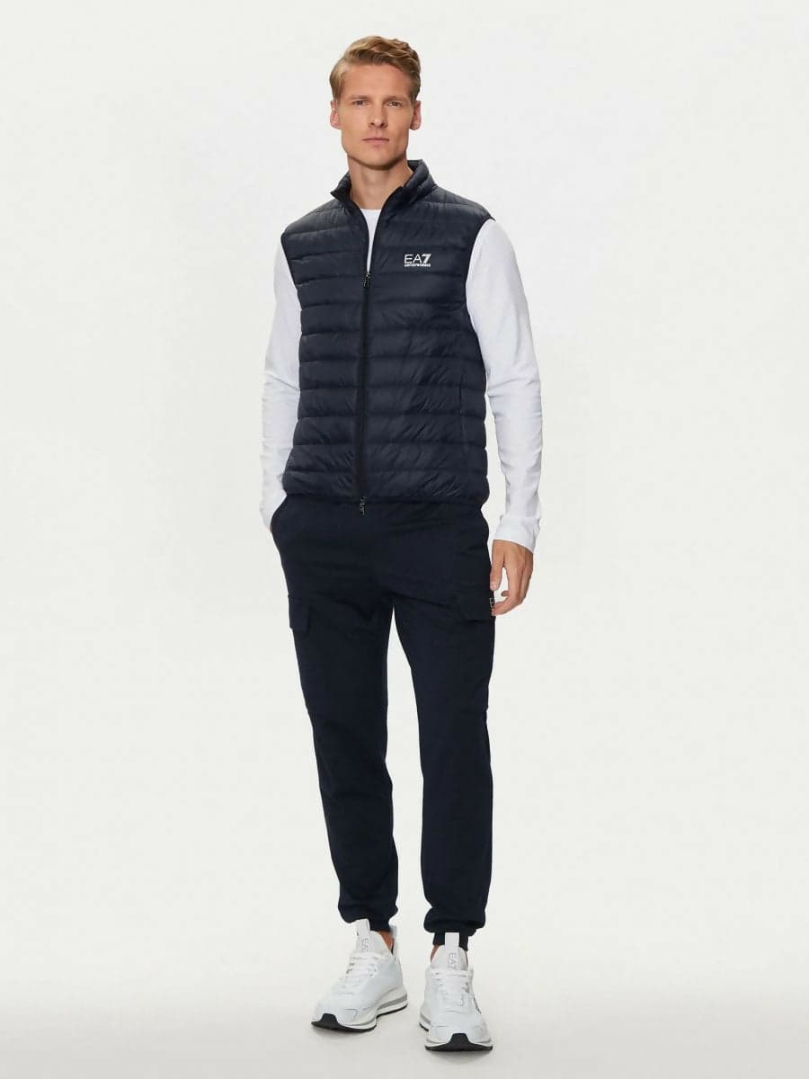 23418131_ai-2024-ea7-8npq06-pngpz1562-armani-blue_2_p