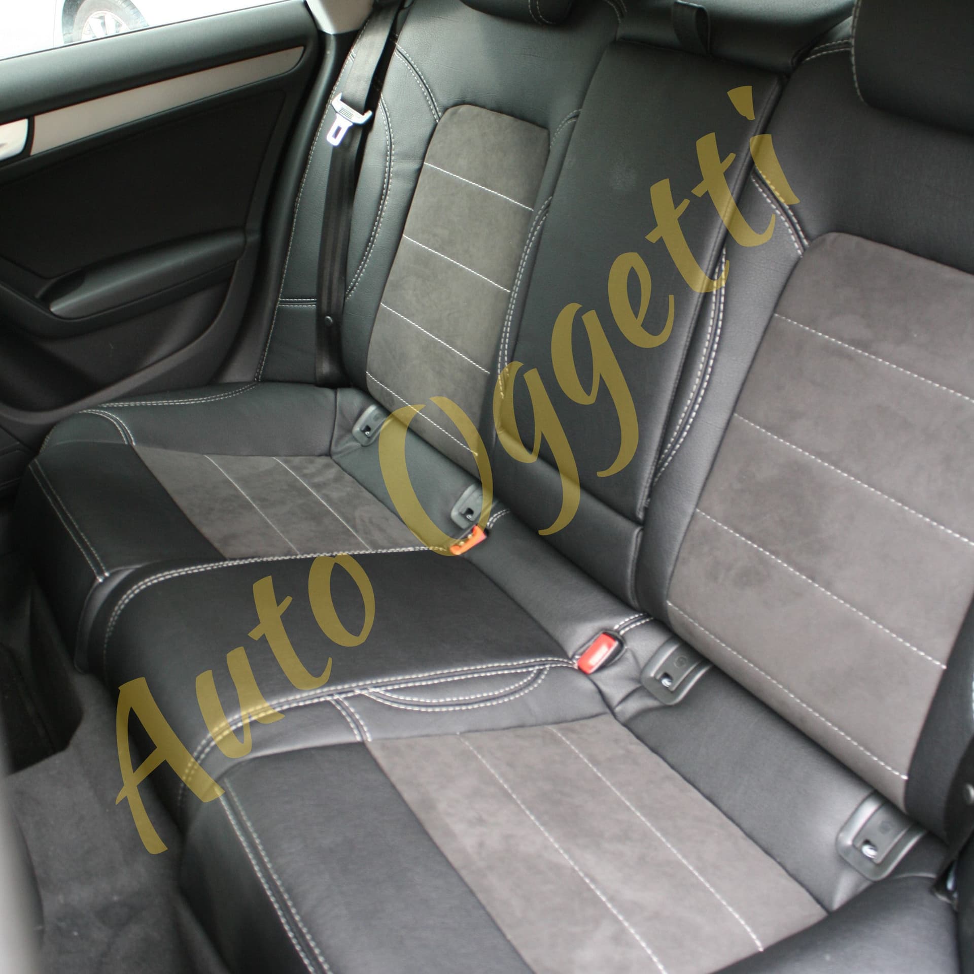 Coprisedili di classe Premium per Audi A5 Sportback (2007-2016) in Set per interni Autooggetti.it - Roma, commercioVirtuoso.it