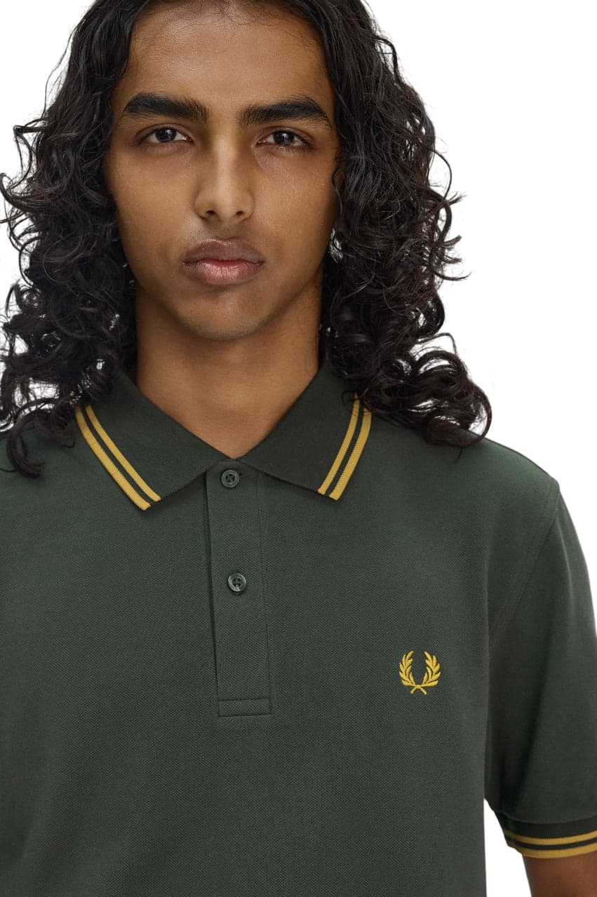 Fred Perry T-shirt e Polo Verde da uomo in Polo Drestige - Casamassima, commercioVirtuoso.it