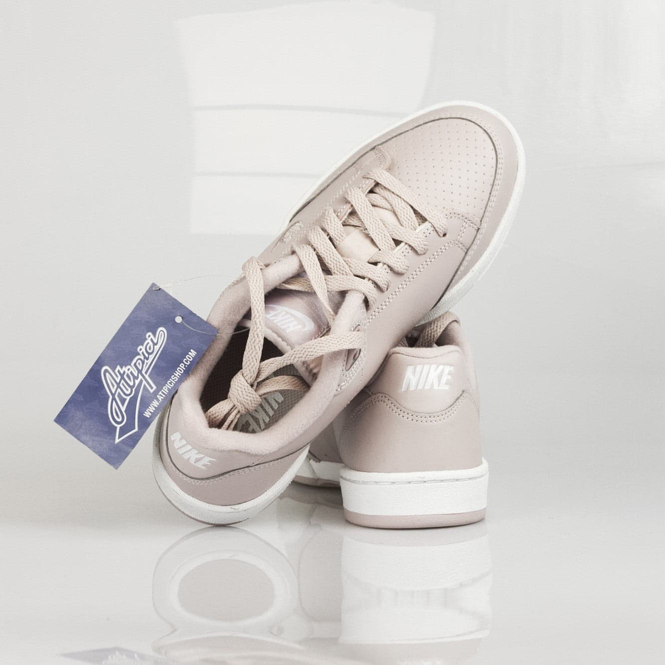 Nike Scarpa Bassa Uomo Grandstand Ii Particle Rose/particle Rose da uomo in Sneaker casual Drestige - Casamassima, commercioVirtuoso.it