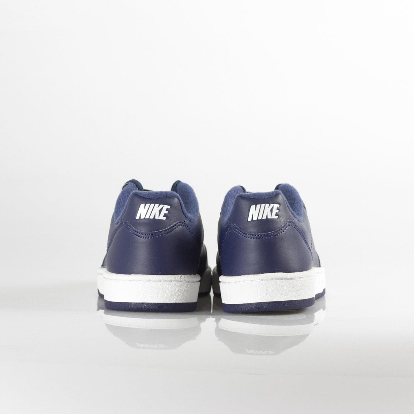 Nike Scarpa Bassa Uomo Grandstand Ii Navy/navy/white/neutral Grey da uomo in Sneaker casual Drestige - Casamassima, commercioVirtuoso.it
