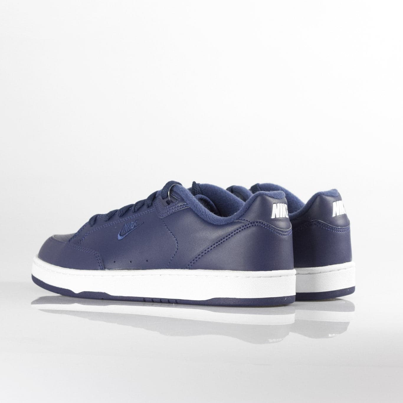 Nike Scarpa Bassa Uomo Grandstand Ii Navy/navy/white/neutral Grey da uomo in Sneaker casual Drestige - Casamassima, commercioVirtuoso.it