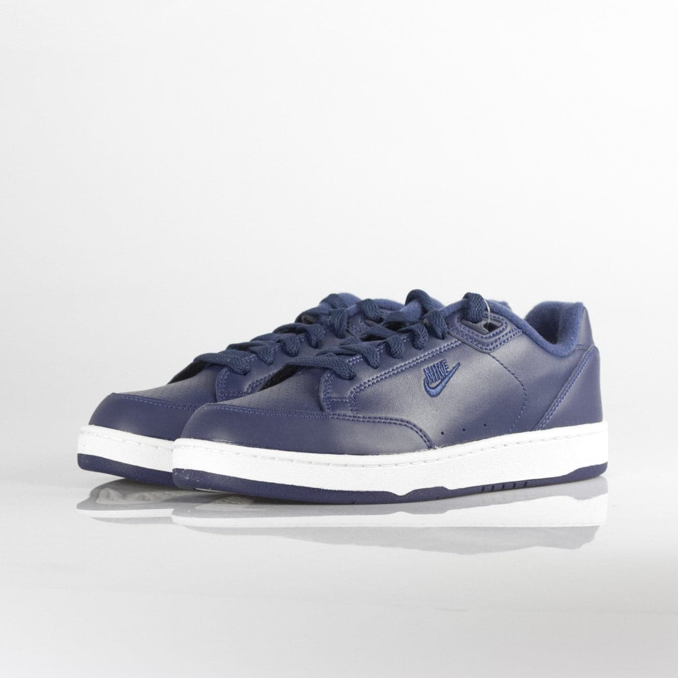 Nike Scarpa Bassa Uomo Grandstand Ii Navy/navy/white/neutral Grey da uomo in Sneaker casual Drestige - Casamassima, commercioVirtuoso.it