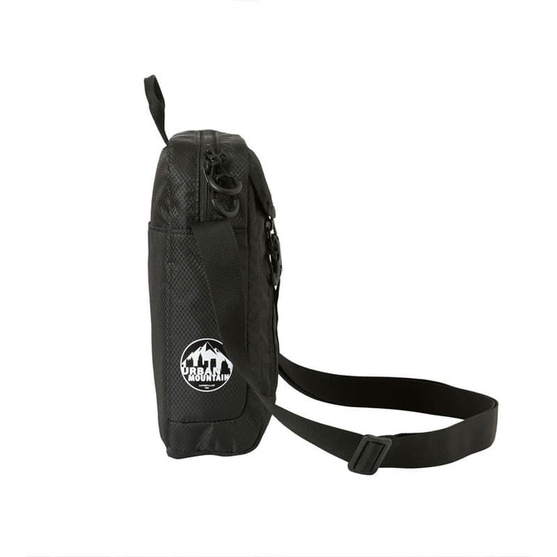 Cat Borsello a tracolla Urban Mountaineer line Kilimanjaro Tablet Bag 83367 Black in Borse Messenger 3A Moda Mare Sport - Bellaria Igea Marina, commercioVirtuoso.it