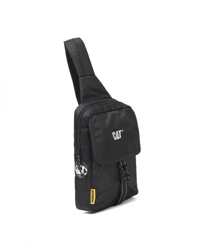 CAT Zainetto monospalla Urban Mountaineer line Ajo Peak Sling Bag 84714 Black in Zaino monospalla 3A Moda Mare Sport - Bellaria Igea Marina, commercioVirtuoso.it