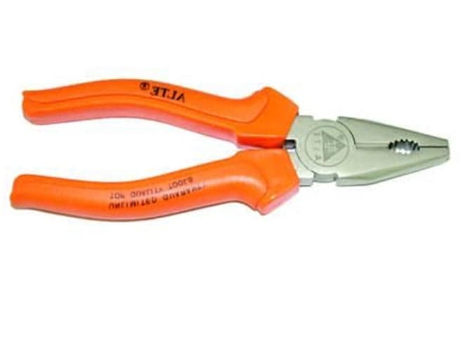 PINZA UNIVERSALE- mm.150 - cromo vanadio con manici isolati - FER 169240 in prodotto EuroStore07 - Alatri, commercioVirtuoso.it