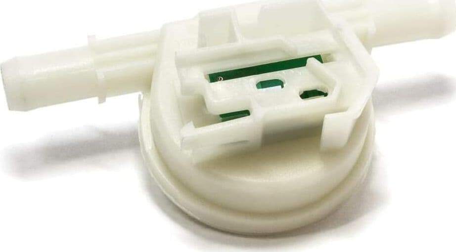 BEKO 1760900400 ASSIEME FLUSSOMETRO PER LAVASTOVIGLIE INDESIT C00912682 LV 5 in prodotto EuroStore07 - Alatri, commercioVirtuoso.it