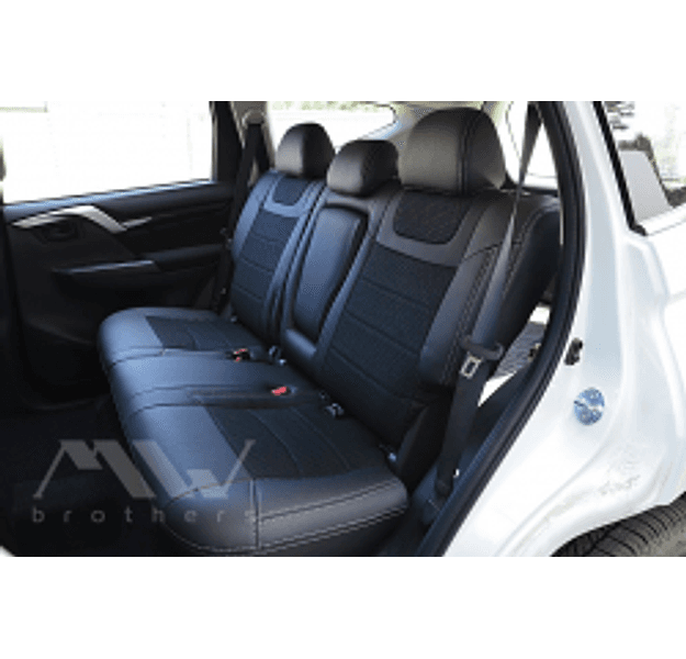 Coprisedili Su Misura Per Mitsubishi Pajero Sport 3 (2016+), Dynamic Style in Set per interni Autooggetti.it - Roma, commercioVirtuoso.it