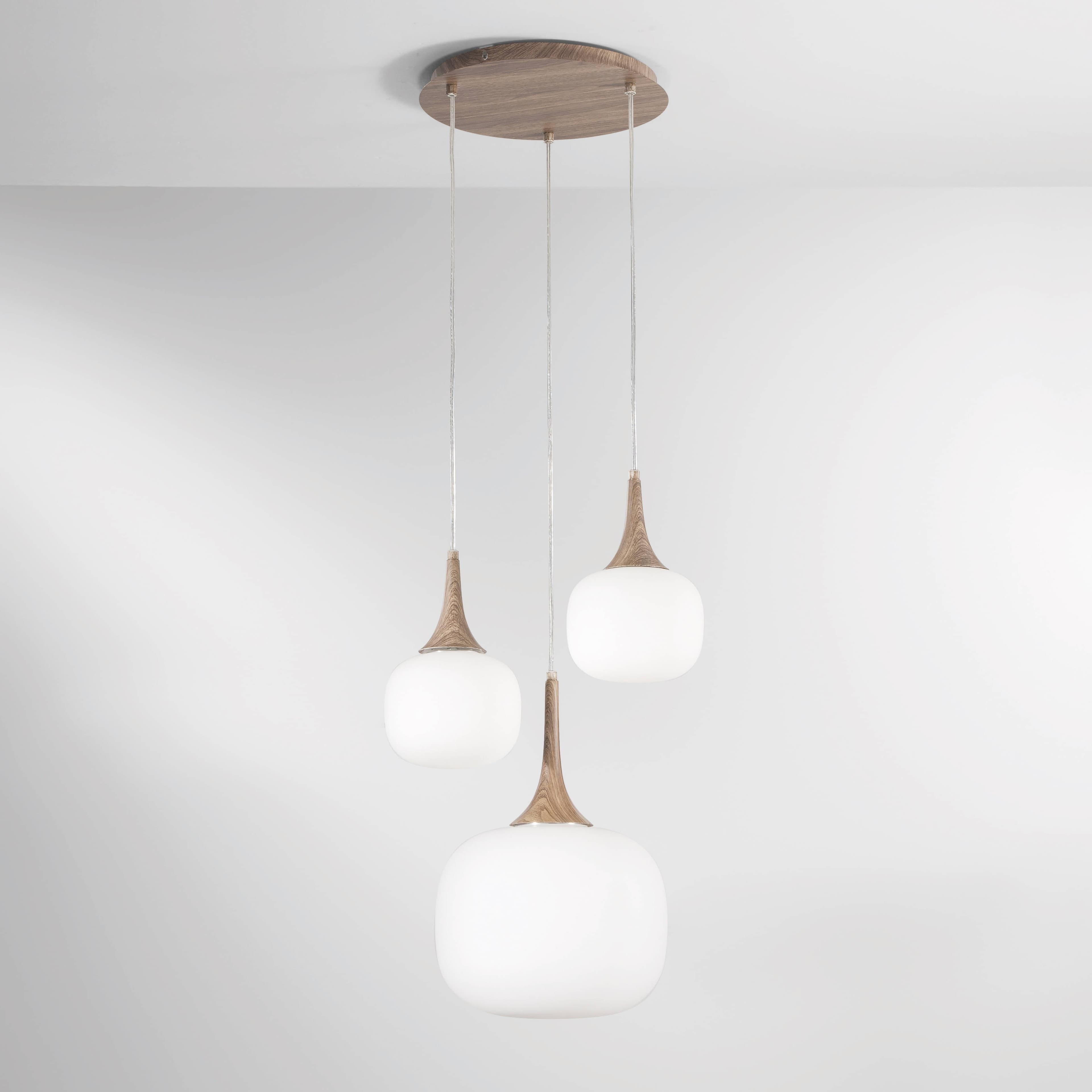 Sospensione in metallo con tre diffusori in vetro Bianca/Legno 1Xe27+2Xe14 29X39X150Cm in Lampade a sospensione Led Mall Home - Napoli, commercioVirtuoso.it