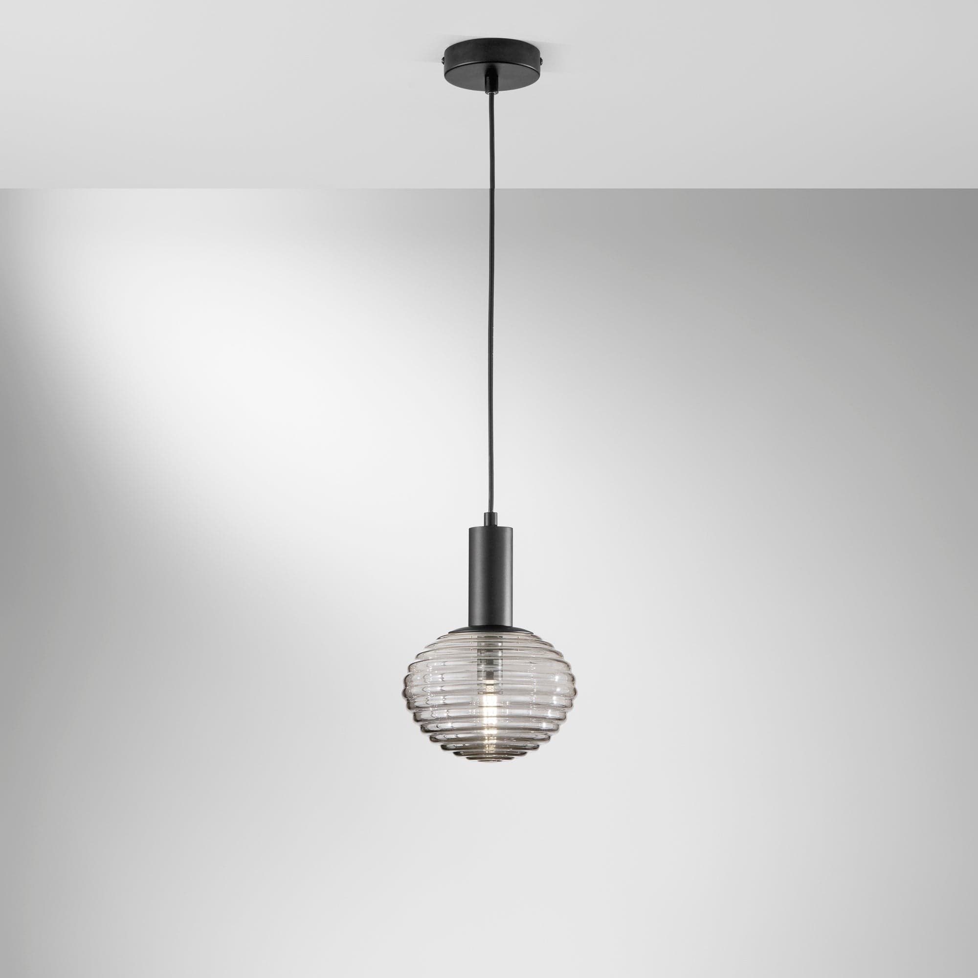 Lampadario a Sospensione Nero 1Xe27 10X18X150Cm in Lampade a sospensione Led Mall Home - Napoli, commercioVirtuoso.it