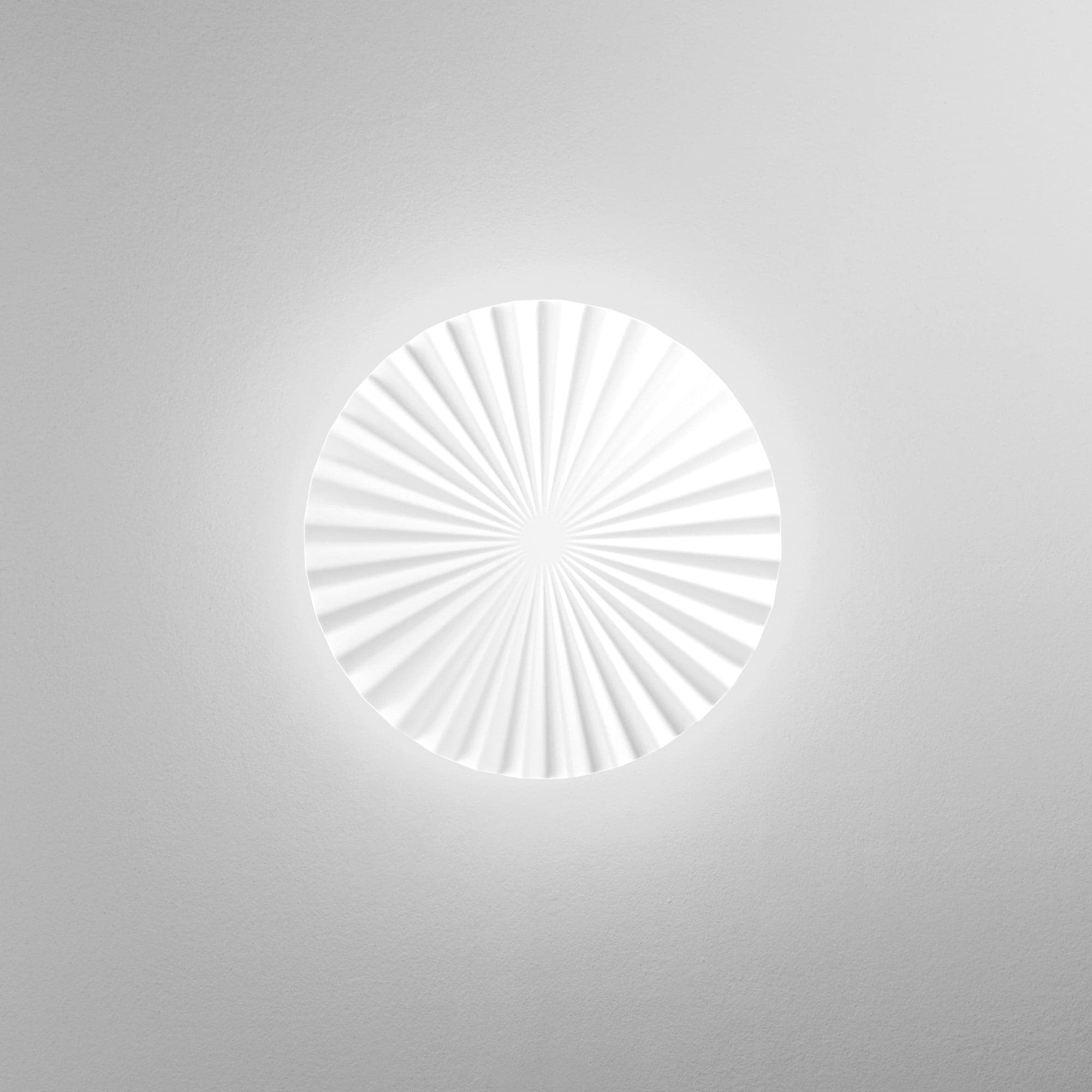 Applique , struttura in metallo e superficie plissettata Bianco 50X10 CM in Applique Led Mall Home - Napoli, commercioVirtuoso.it