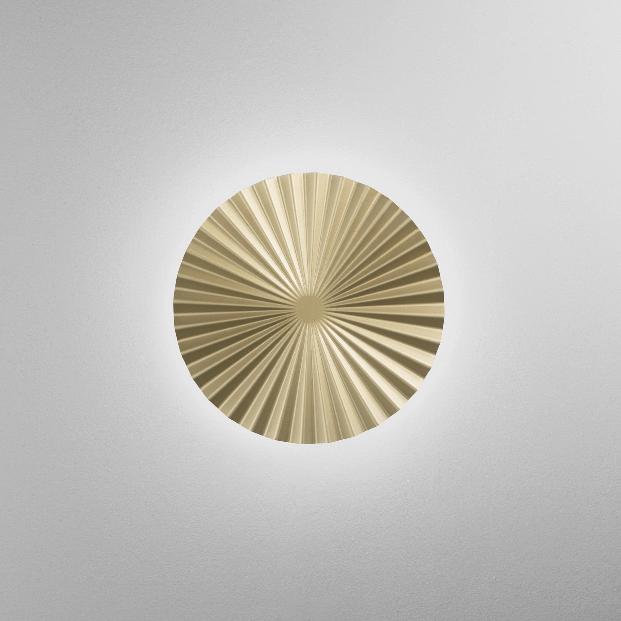 Applique , struttura in metallo e superficie plissettata Oro 50X10 CM in Applique Led Mall Home - Napoli, commercioVirtuoso.it