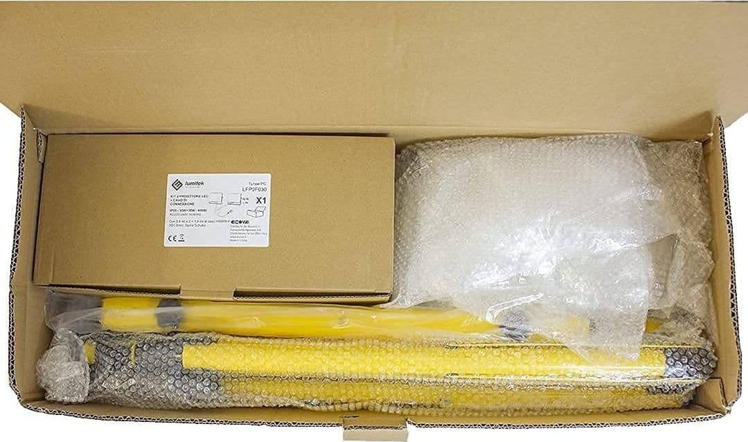 KIT 2 PROIETTORI TYNEE PC 30W 4000K CABLIATI CON TREPIEDE - ElettroWatt.eu
